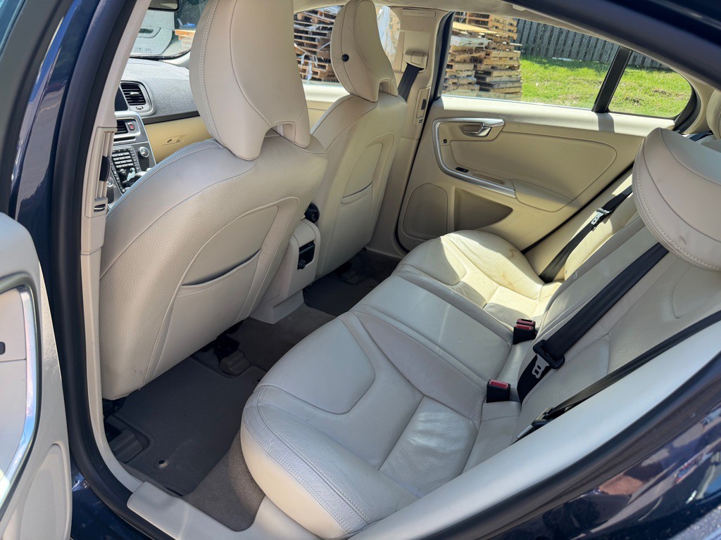 2011 Volvo S60 Image 8