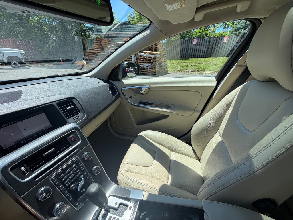 2011 Volvo S60 Image 14