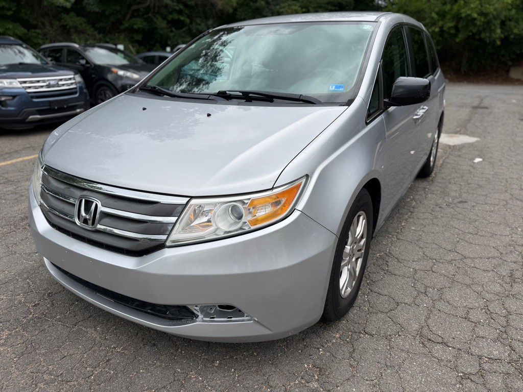 2011 Honda Odyssey Image 1