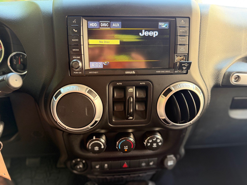 2016 Jeep Wrangler Unlimited Image 12
