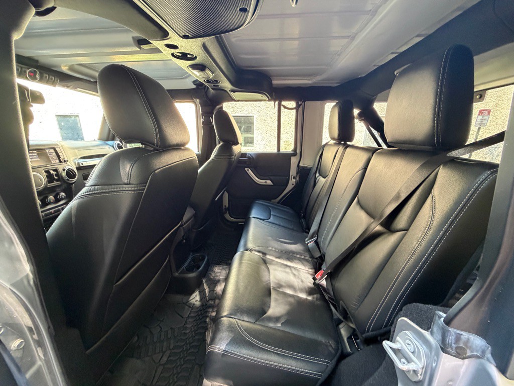 2016 Jeep Wrangler Unlimited Image 15