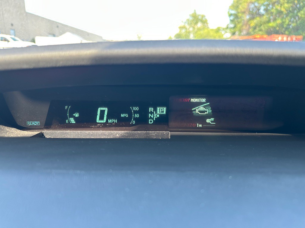 2013 Toyota Prius Image 13