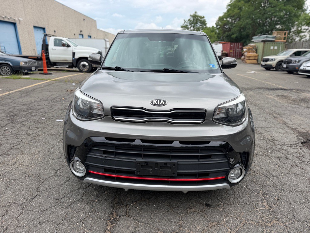 2017 Kia Soul Image 2
