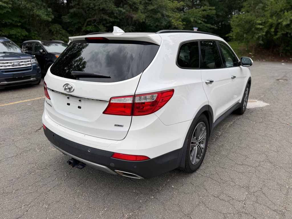 2015 Hyundai Santa Fe Image 5
