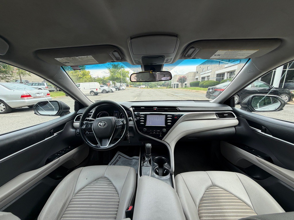 2018 Toyota Camry Image 13