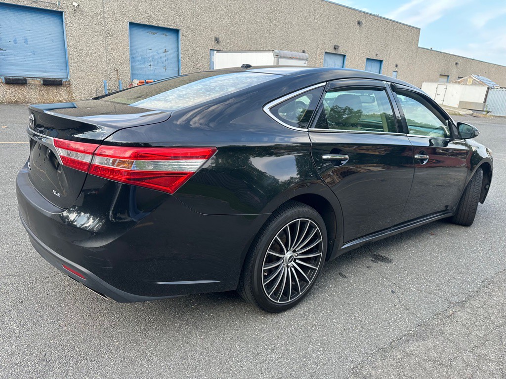2014 Toyota Avalon Image 4