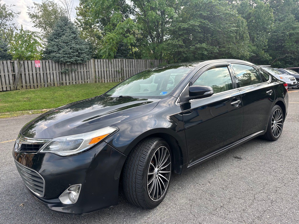 2014 Toyota Avalon Image 17