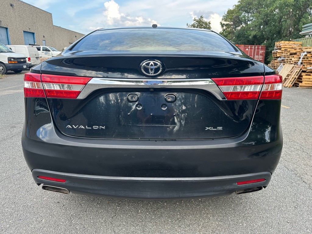 2014 Toyota Avalon Image 20