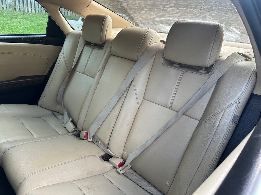 2014 Toyota Avalon Image 24