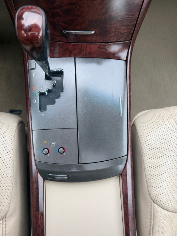 2011 Toyota Avalon Image 12