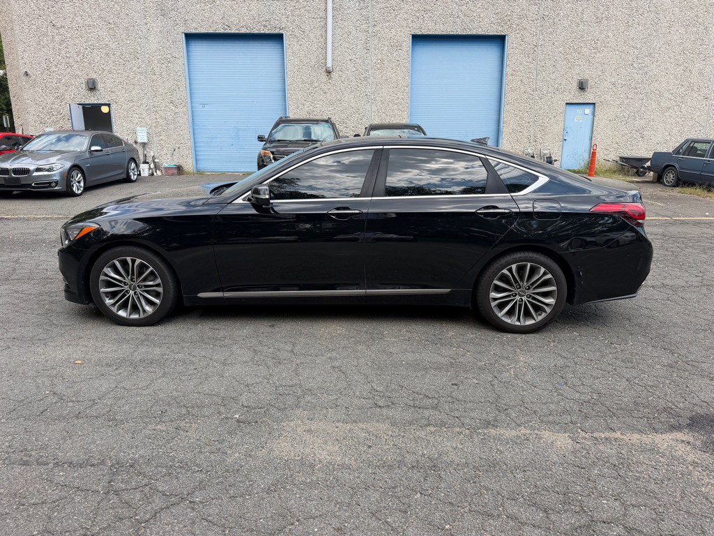 2015 Hyundai Genesis Image 7