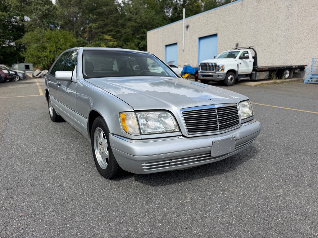 1998 Mercedes-Benz S-Class Image 2