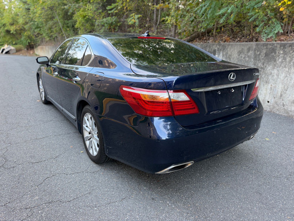 2012 Lexus LS 460 Image 5