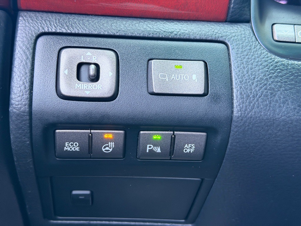 2012 Lexus LS 460 Image 11