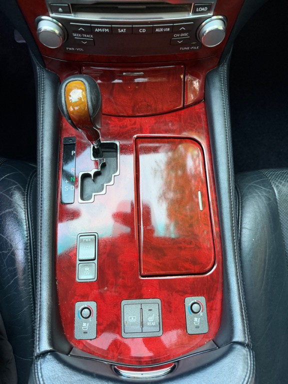 2012 Lexus LS 460 Image 14