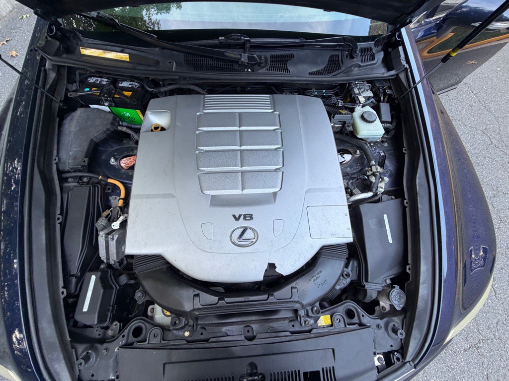 2012 Lexus LS 460 Image 18