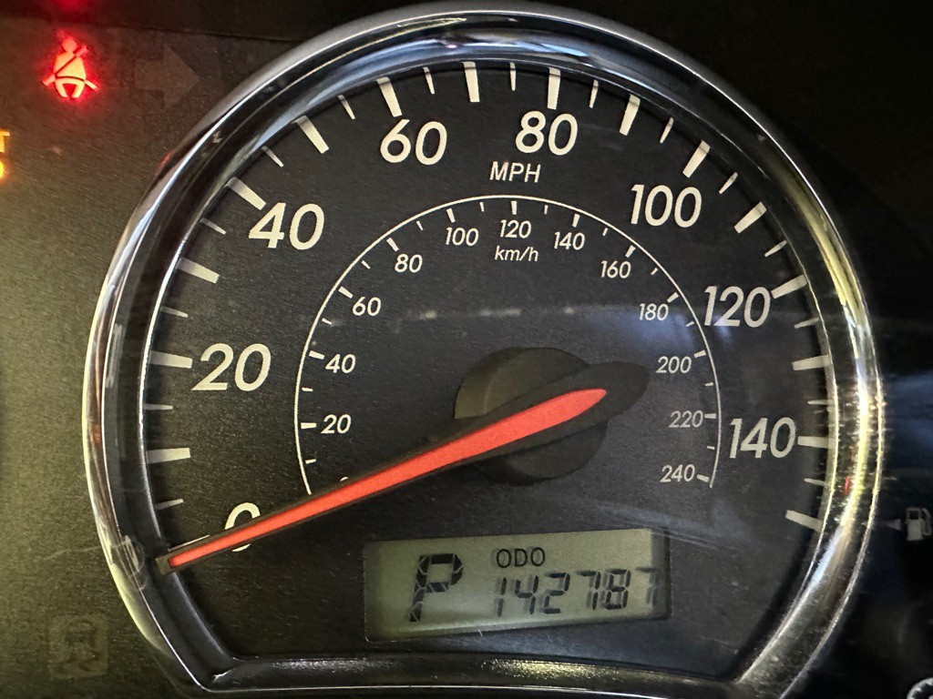 2013 Toyota Corolla Image 13