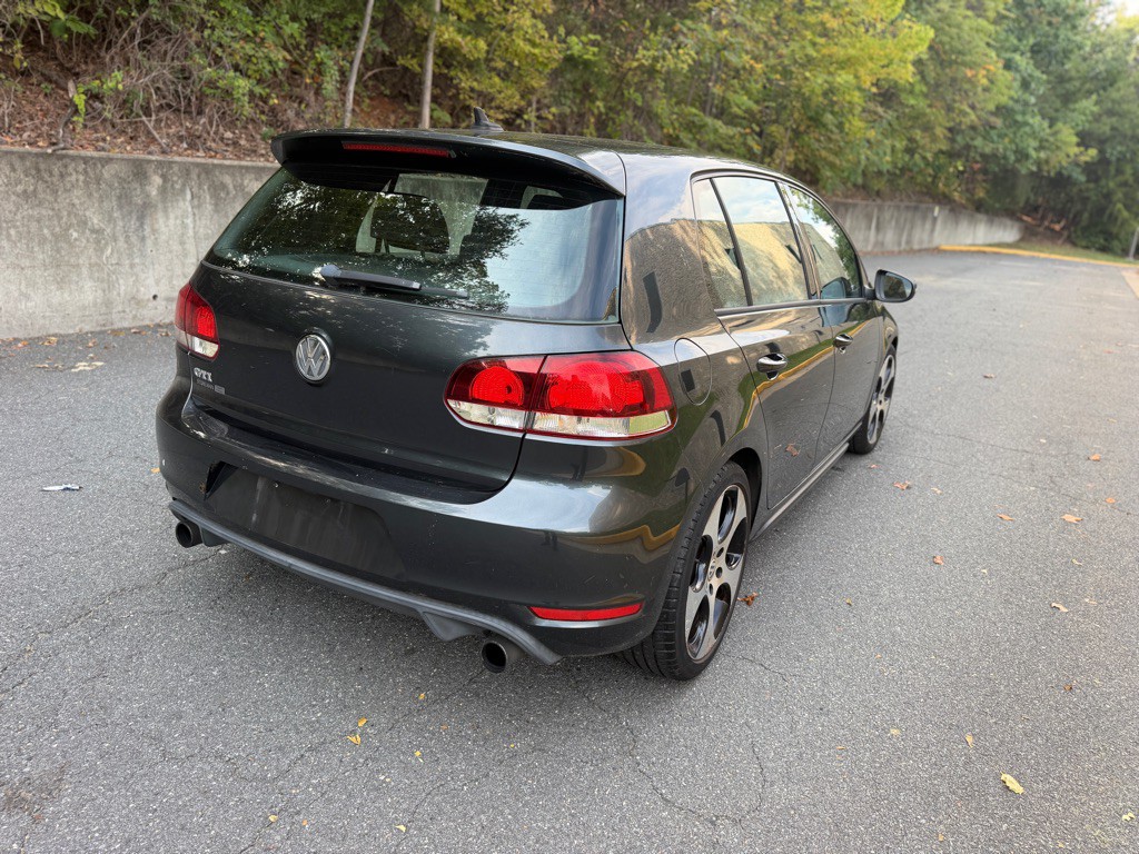 2012 Volkswagen GTI Image 5