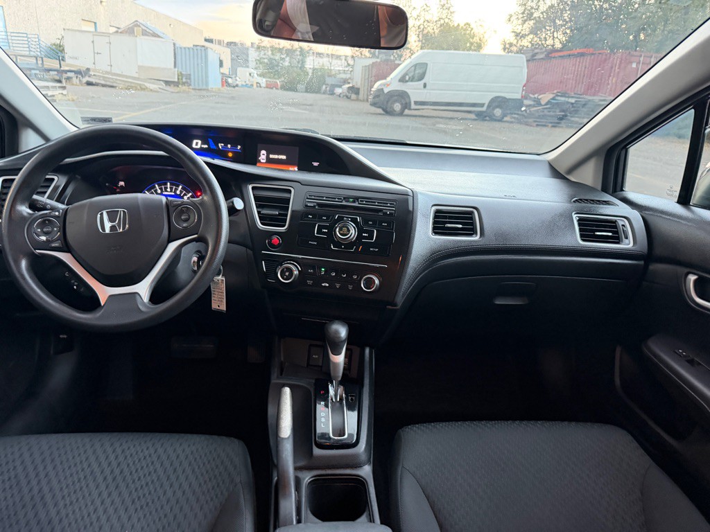 2014 Honda Civic Image 13