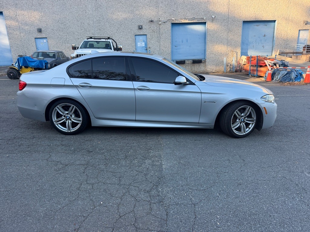 2014 BMW 5 Series Image 4