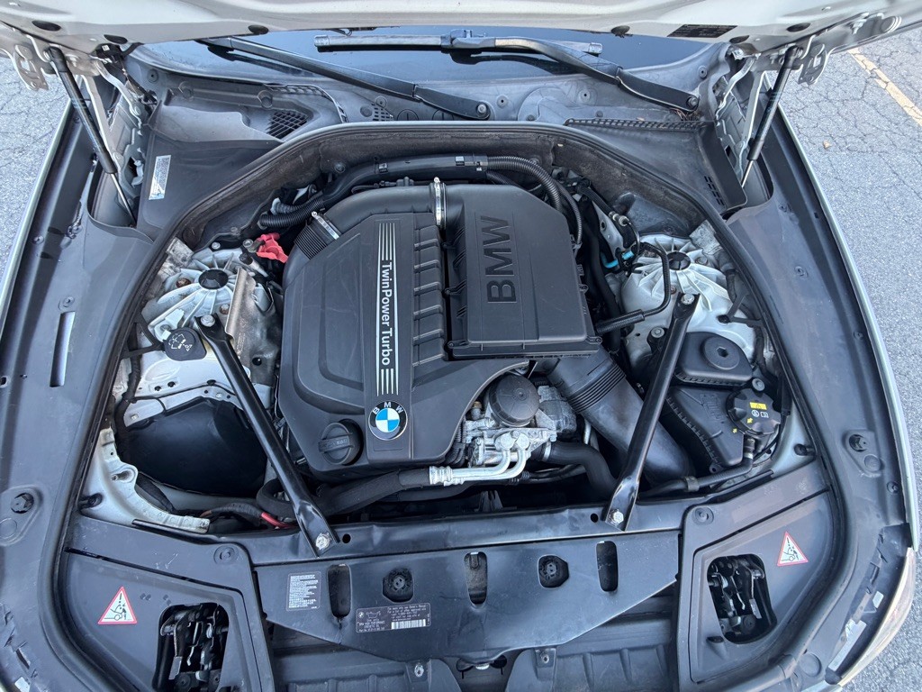 2014 BMW 5 Series Image 21
