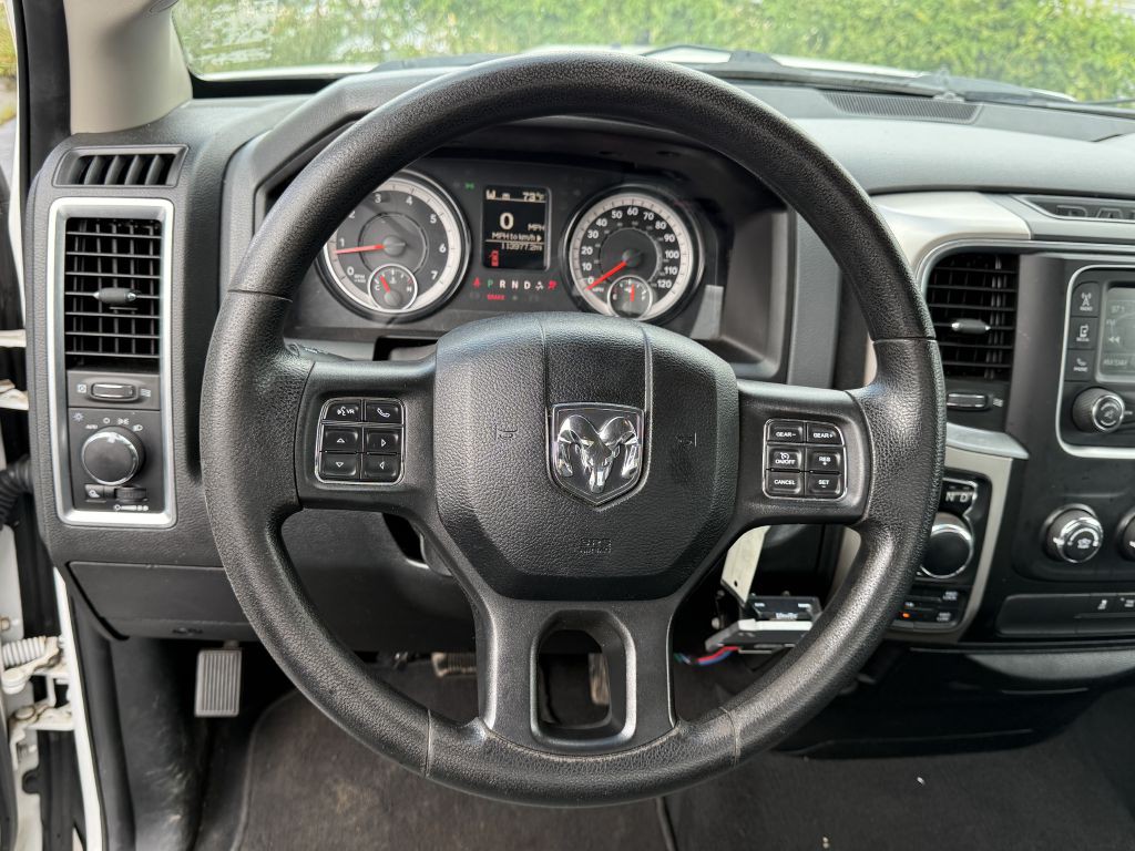 2017 RAM 1500 Image 11