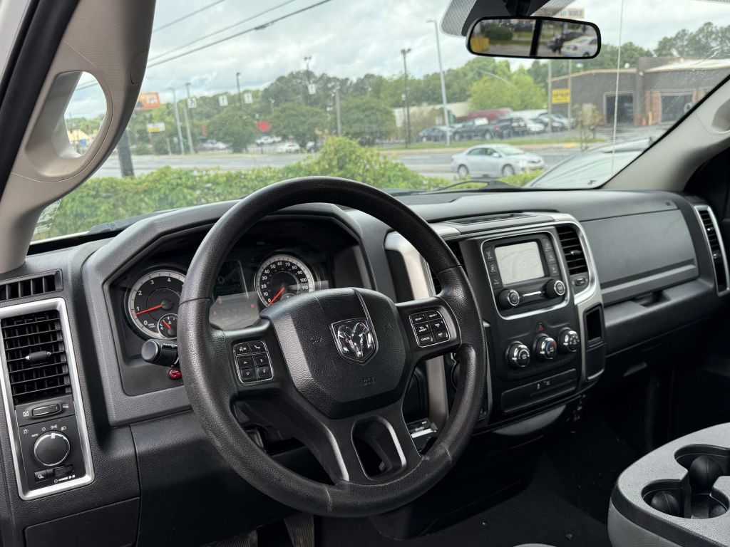 2017 RAM 1500 Image 12