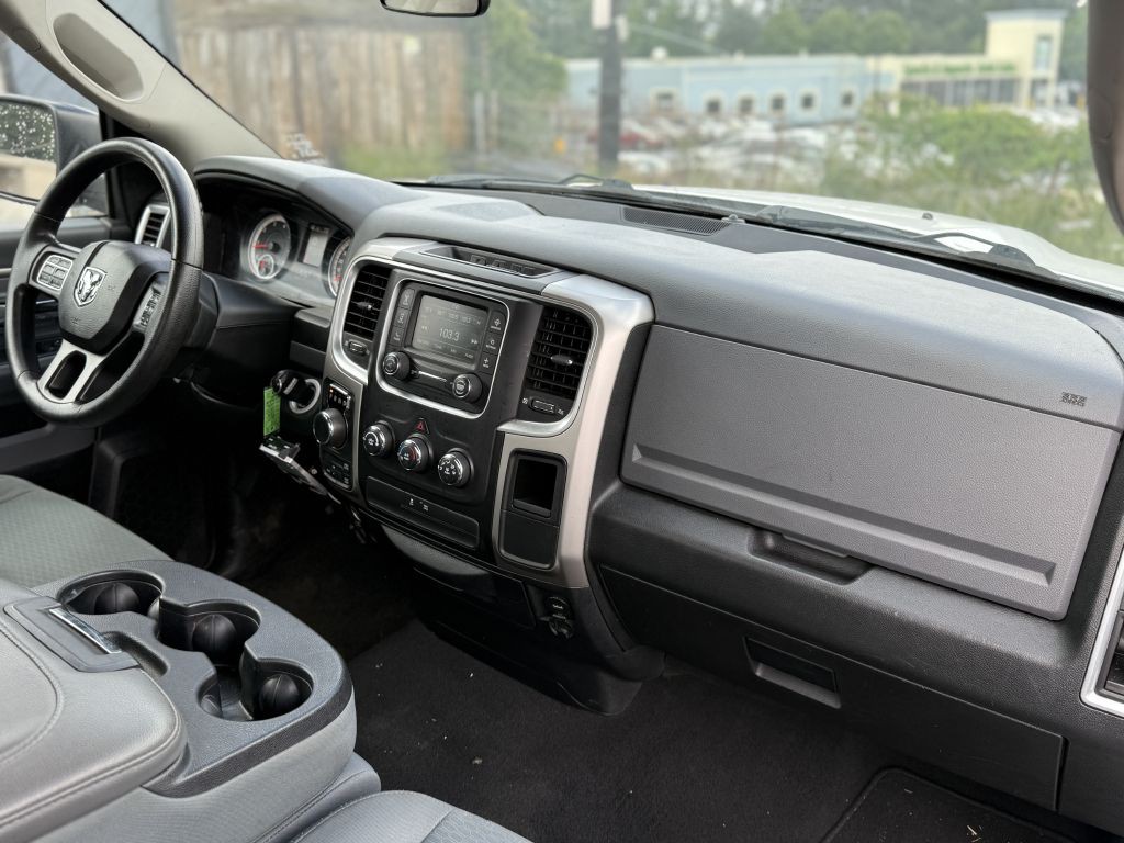 2017 RAM 1500 Image 15