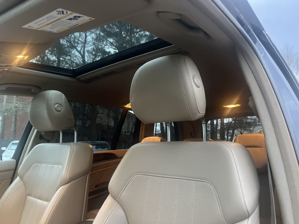 2013 Mercedes-Benz GL-Class Image 11