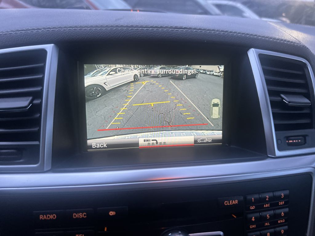 2013 Mercedes-Benz GL-Class Image 18