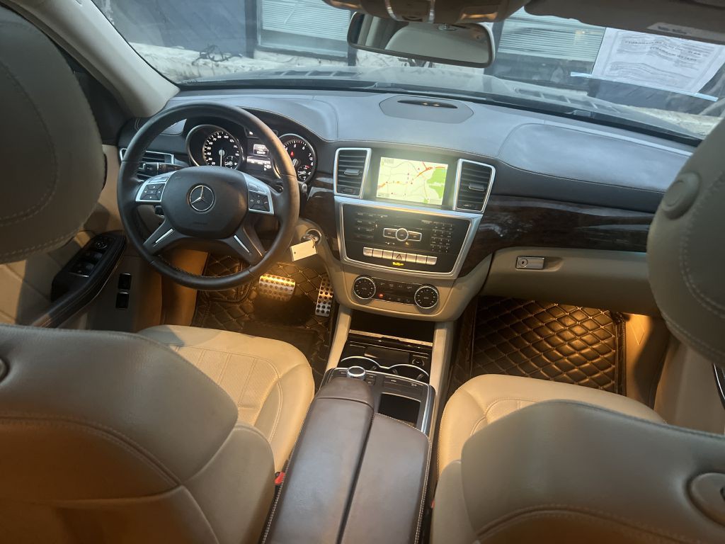 2013 Mercedes-Benz GL-Class Image 20