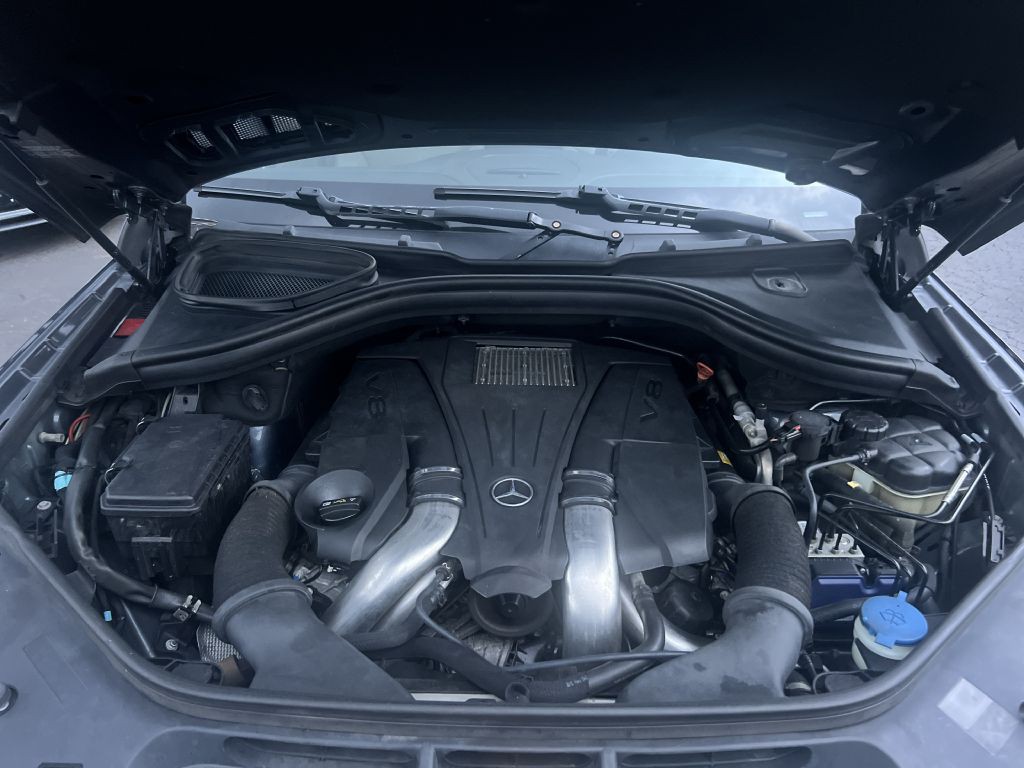 2013 Mercedes-Benz GL-Class Image 24