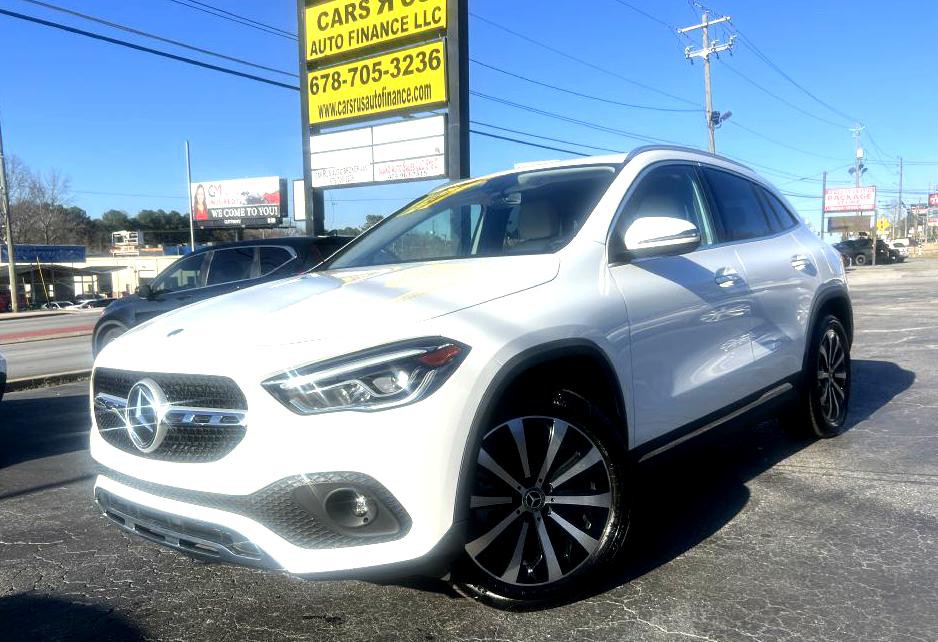 2022 Mercedes-Benz GLA-Class Image 2