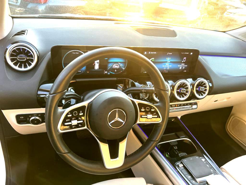 2022 Mercedes-Benz GLA-Class Image 9
