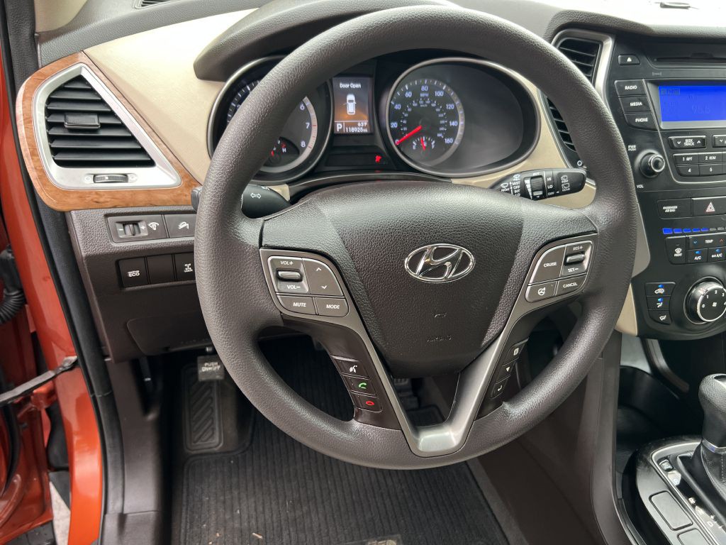 2015 Hyundai Santa Fe Sport Image 9