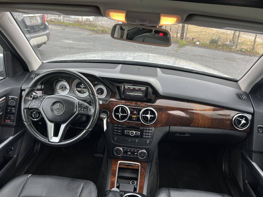 2015 Mercedes-Benz GLK-Class Image 16