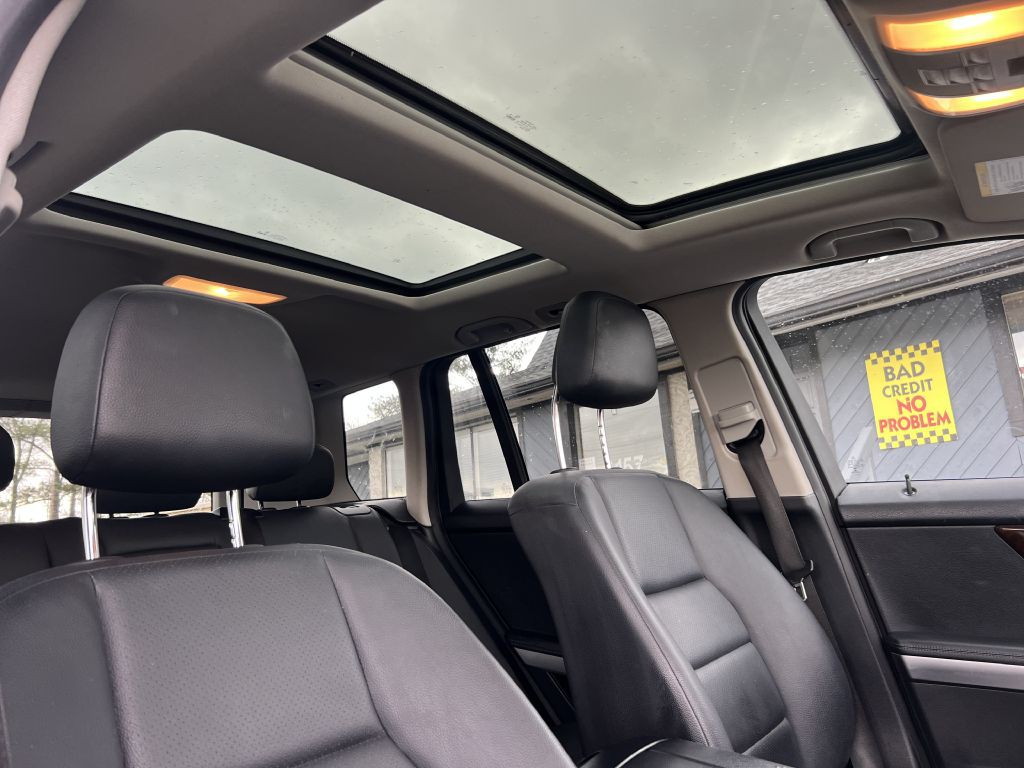 2015 Mercedes-Benz GLK-Class Image 19