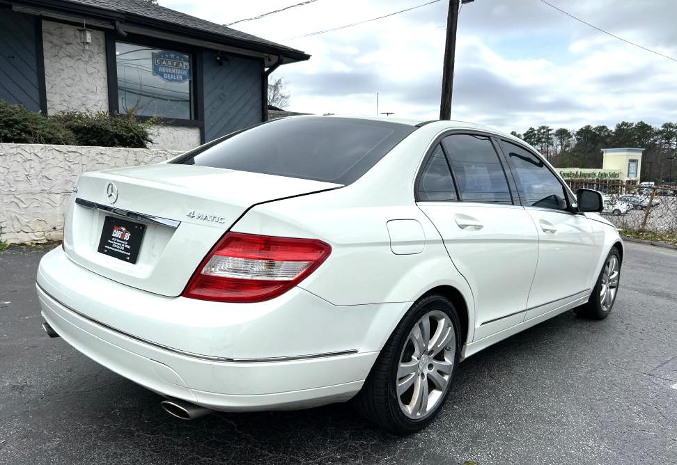 2010 Mercedes-Benz C-Class Image 5