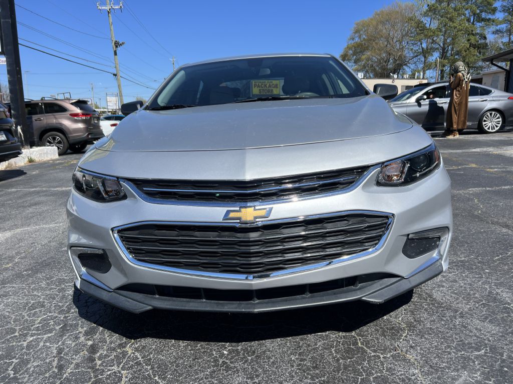 2018 Chevrolet Malibu Image 3