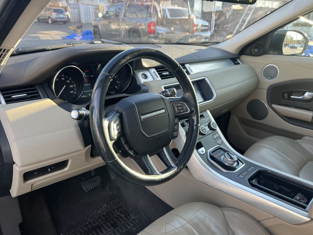 2017 Land Rover Range Rover Evoque Image 9