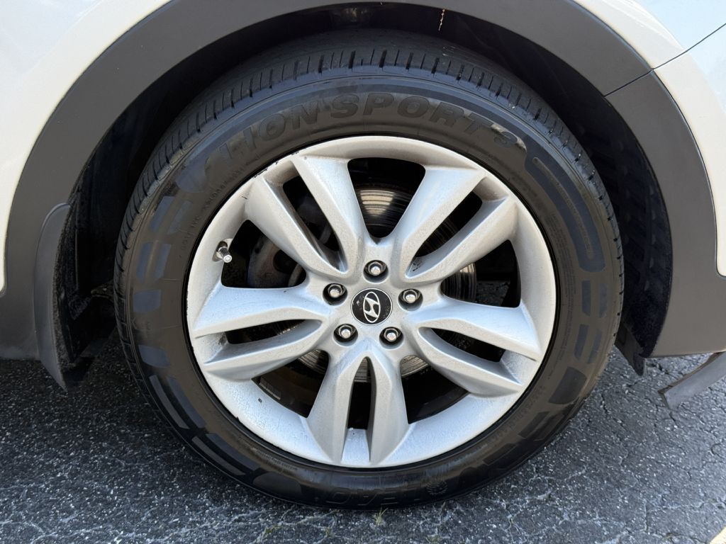 2013 Hyundai Santa Fe Sport Image 18