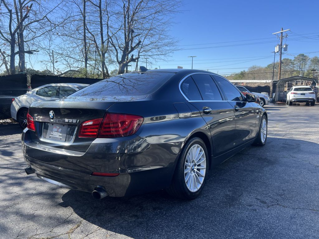 2013 BMW 5 Series Image 4