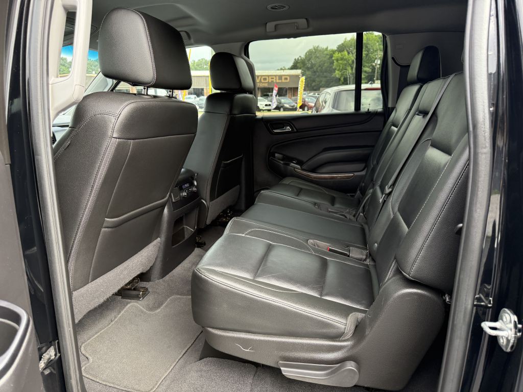 2020 Chevrolet Suburban Image 17