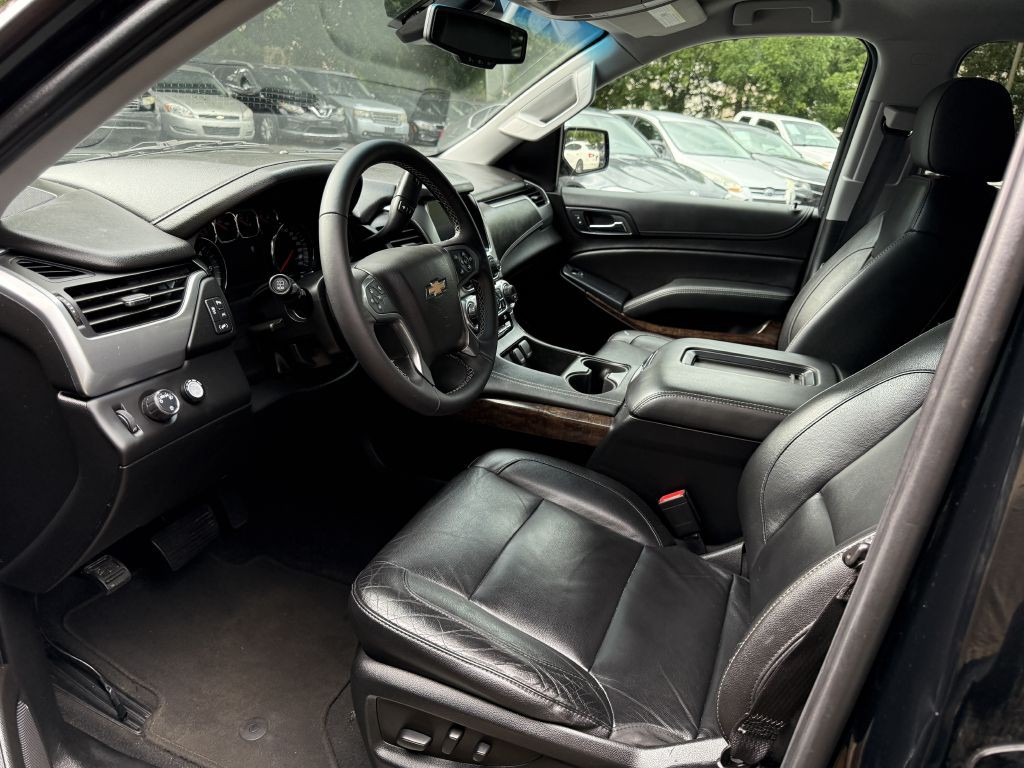 2020 Chevrolet Suburban Image 10