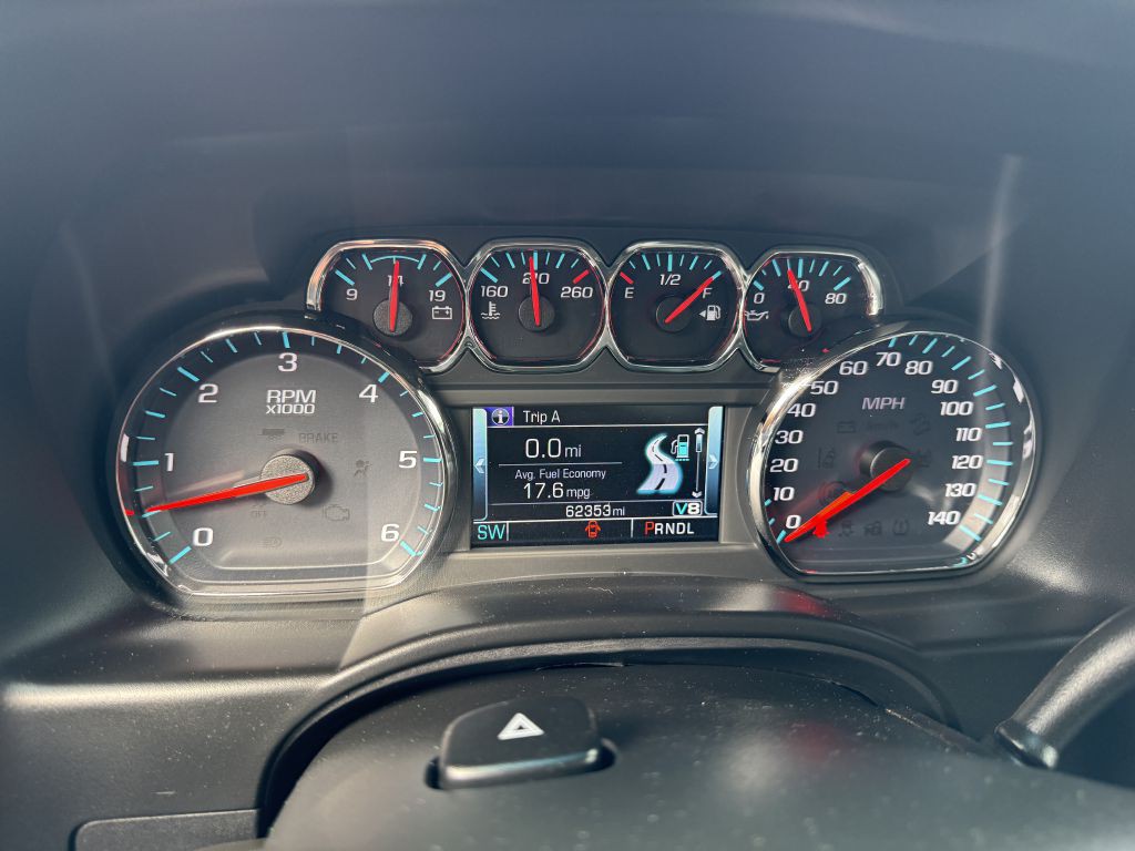 2020 Chevrolet Suburban Image 17