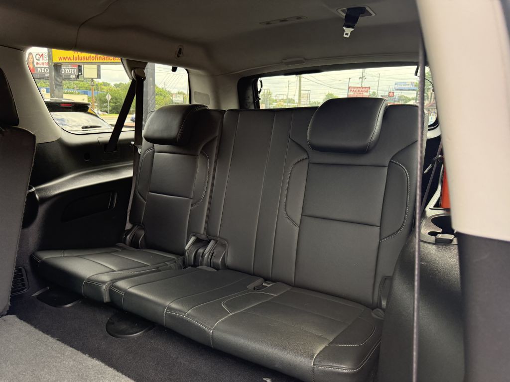2020 Chevrolet Suburban Image 21