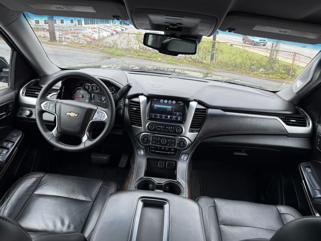 2020 Chevrolet Suburban Image 25
