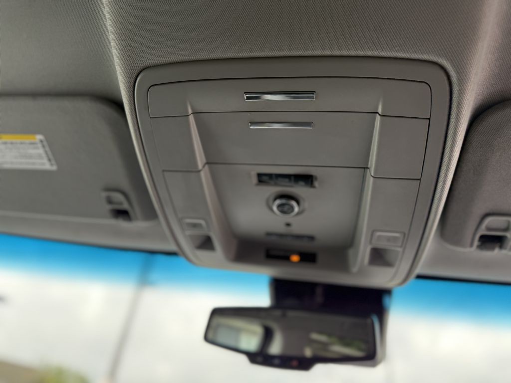 2020 Chevrolet Suburban Image 29