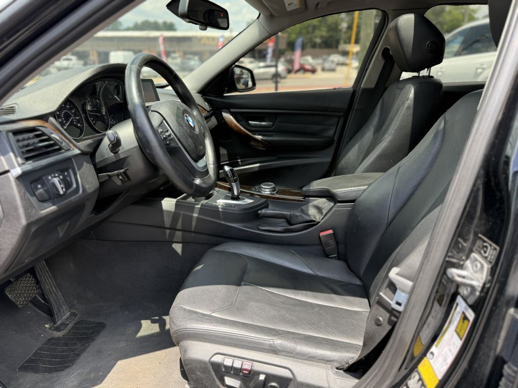 2015 BMW 3 Series Image 7