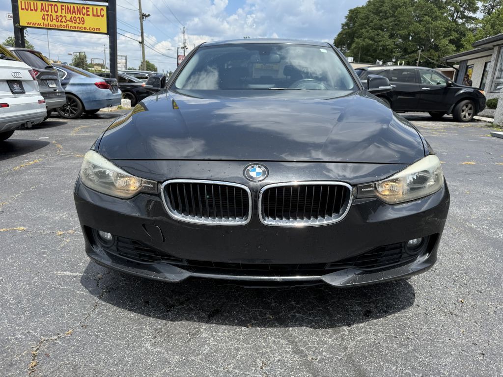 2012 BMW 3 Series Image 2